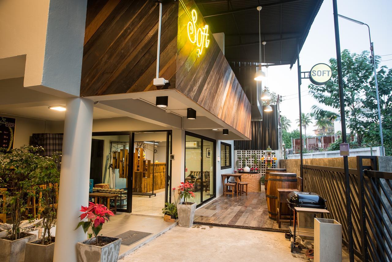 Soft Dormtel Night Bazaar Hostel Chiang Mai Exterior foto